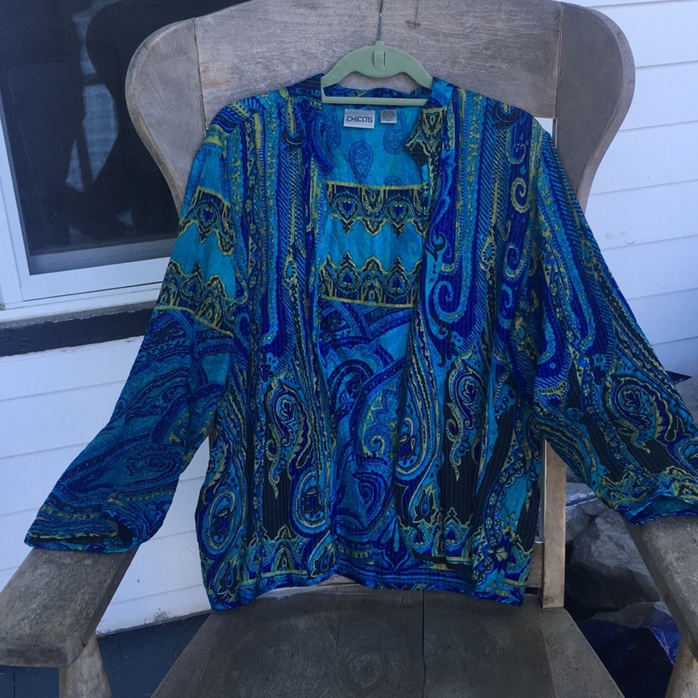 Groovy Chico’s long sleeve coverup